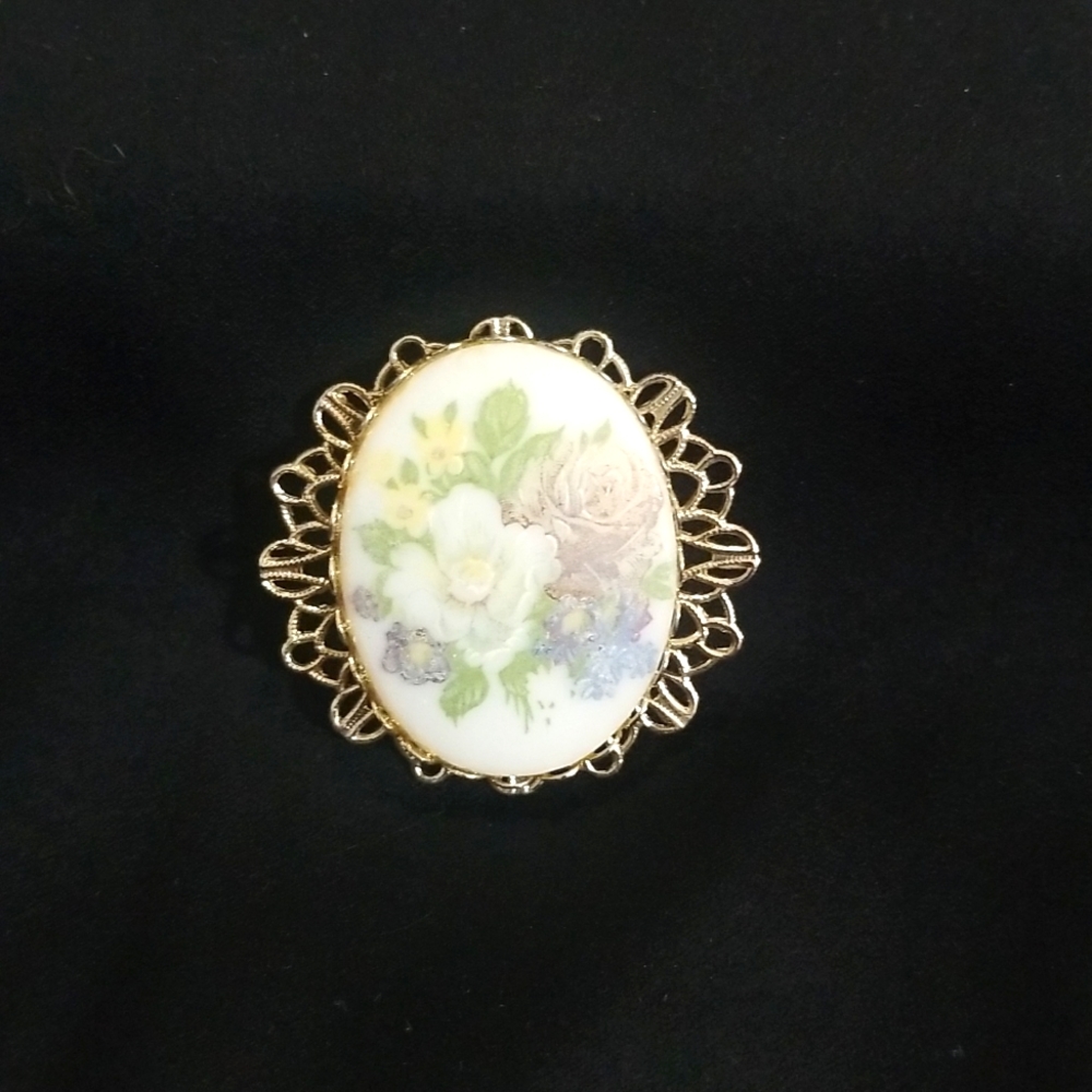 Antique pin